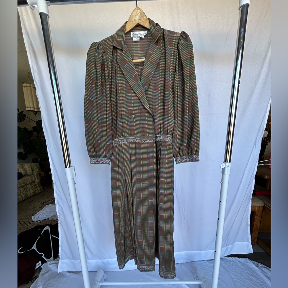 Vintage 70’s/80’s Fun Print Long-Sleeved Wrap Maxi Dress size 6/M